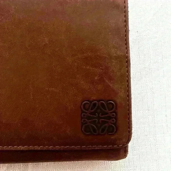 Loewe Brown and Silver Leather Wallet Timeless Design - Picture 9 of 9